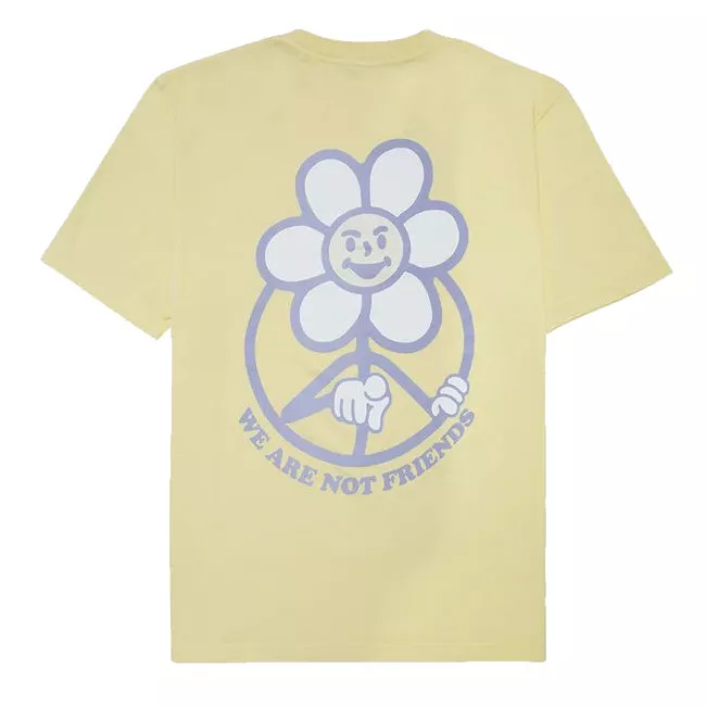 Camiseta Daisy logo t-shirt We are not friends amarillo pastel